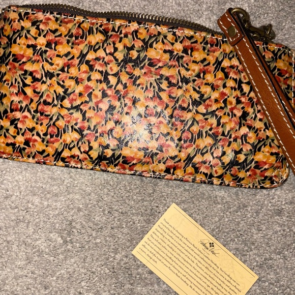 Patricia Nash Tan Leather Wallet/Clutch NWOT - Picture 5 of 7